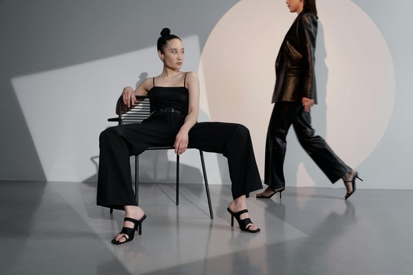 Voyage d'Affaires : Explorez les Sacs à Main Chic et Fonctionnels pour Voyagez avec Élégance et Praticité